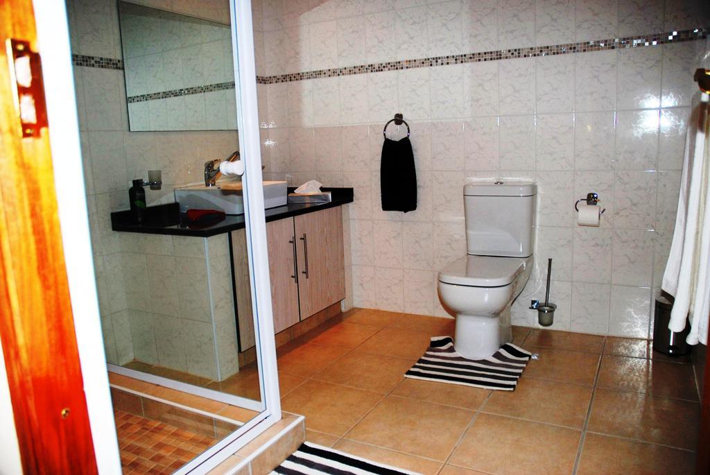 هارتبيسبورت Casa Bianca Guest Lodge الغرفة الصورة